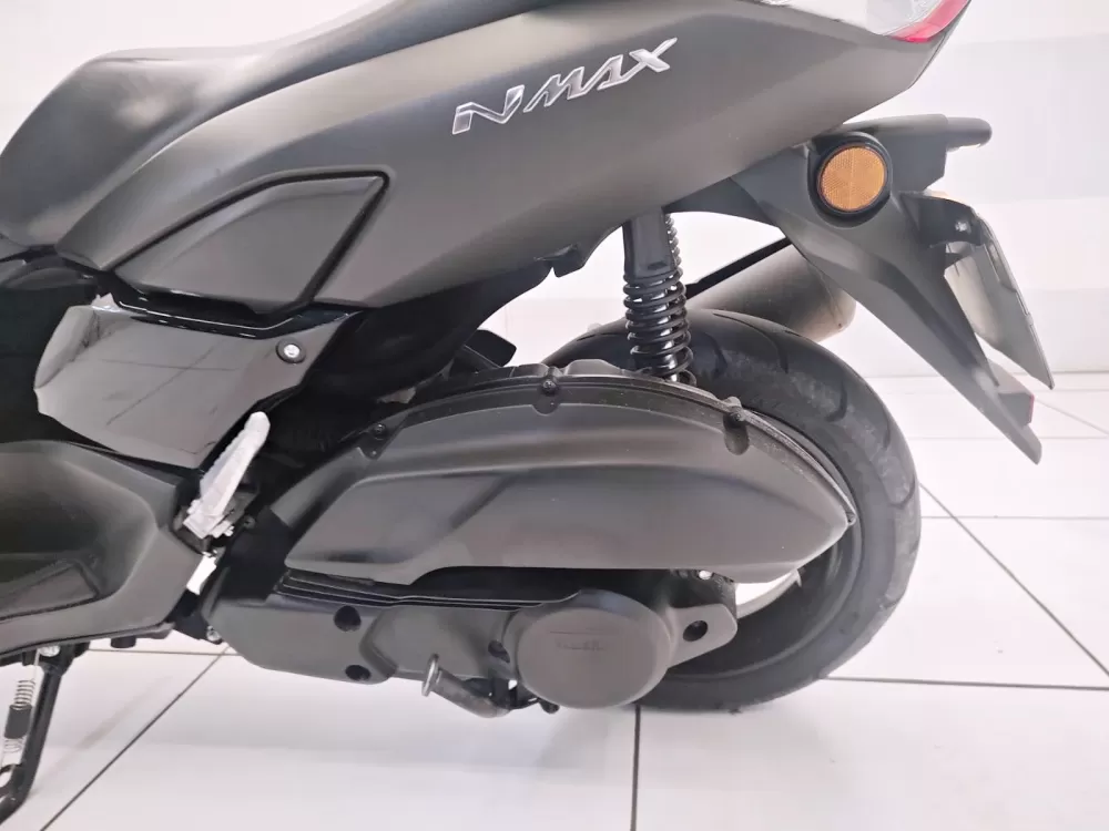 YAMAHA NMAX