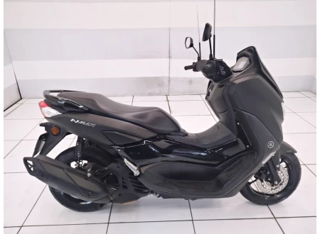 YAMAHA NMAX